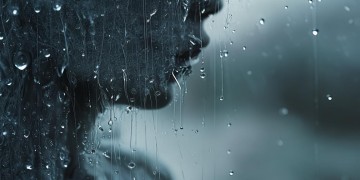梦化雨化成他究竟出自哪首歌？